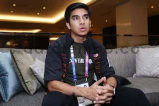 Syed Saddiq Live Concert Sparks Controversy: Unexpected Musical Evolution and Political Commentary!